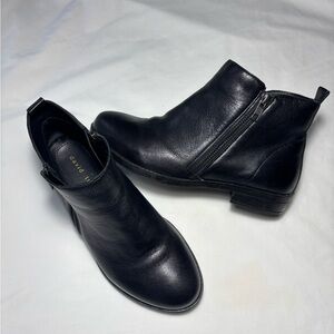 David Tate Black Leather Ankle Booties 8 Wide Women’s